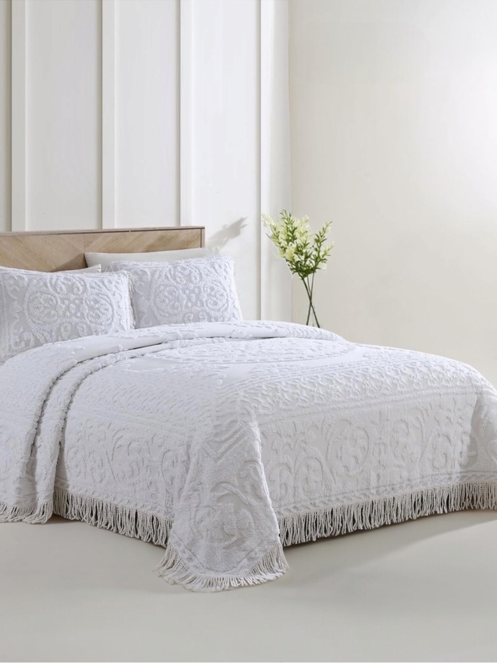 NEW Anthro White Queen / King Chenille Damask Quilt Bedspread Blanket & Sham Set